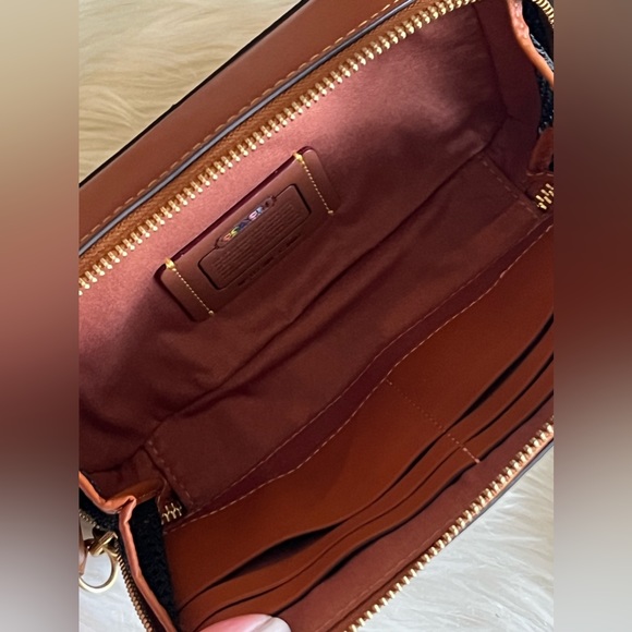 CJ802 - Coach Charter Slim Crossbody in Rainbow Signature Canvas - Picture 9 of 13